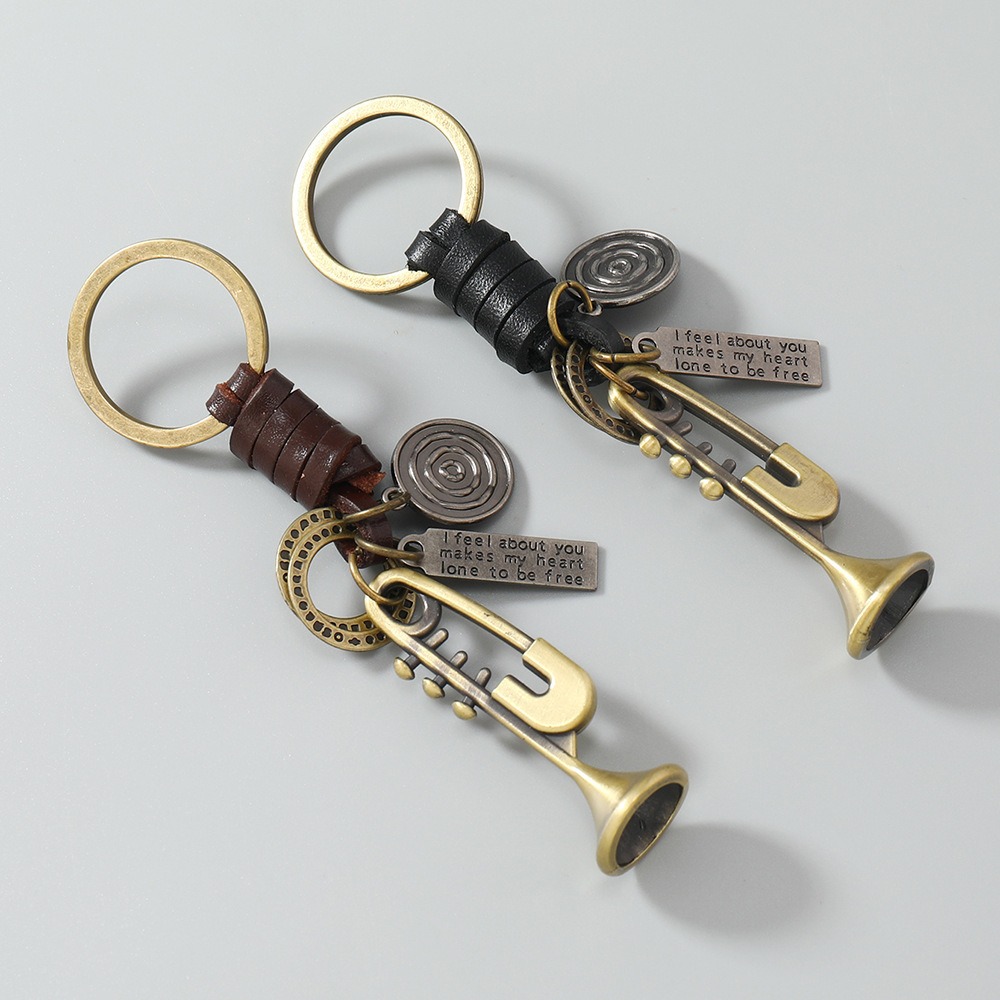 2色 合金 牛革 楽器キーホルダー コルネット キーホルダー 音楽