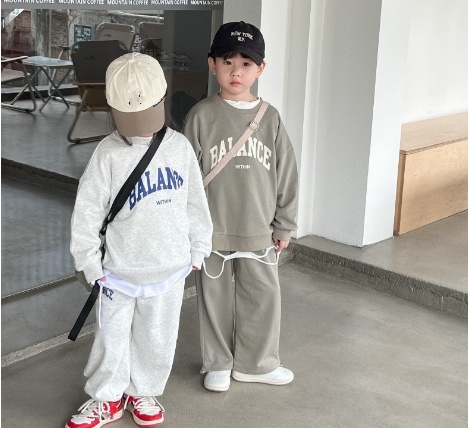 2024年秋冬新作  長袖トップス+ズボン　セット 80-140cm 2色