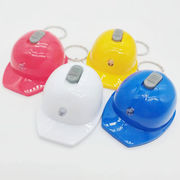 新入荷★ファション小物　キーホルダー 　ストラップ★光るLED