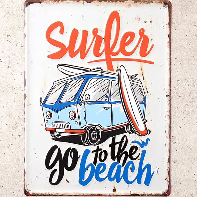 アンティークエンボスプレート★Surfer go to the beach