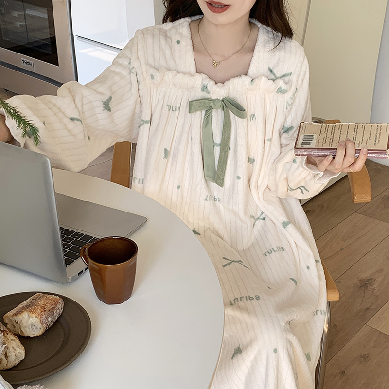 パジャマ屋　IZUMM ルームワンピース　極暖 楽天市場】冬用 あったか ガウン メンズ レディース 兼用 ルーム