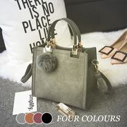 【Women】韓国風 レディース オシャレ バッグ  秋冬 ボンボン付き 上品 ショルダーバッグ 通勤 遊び