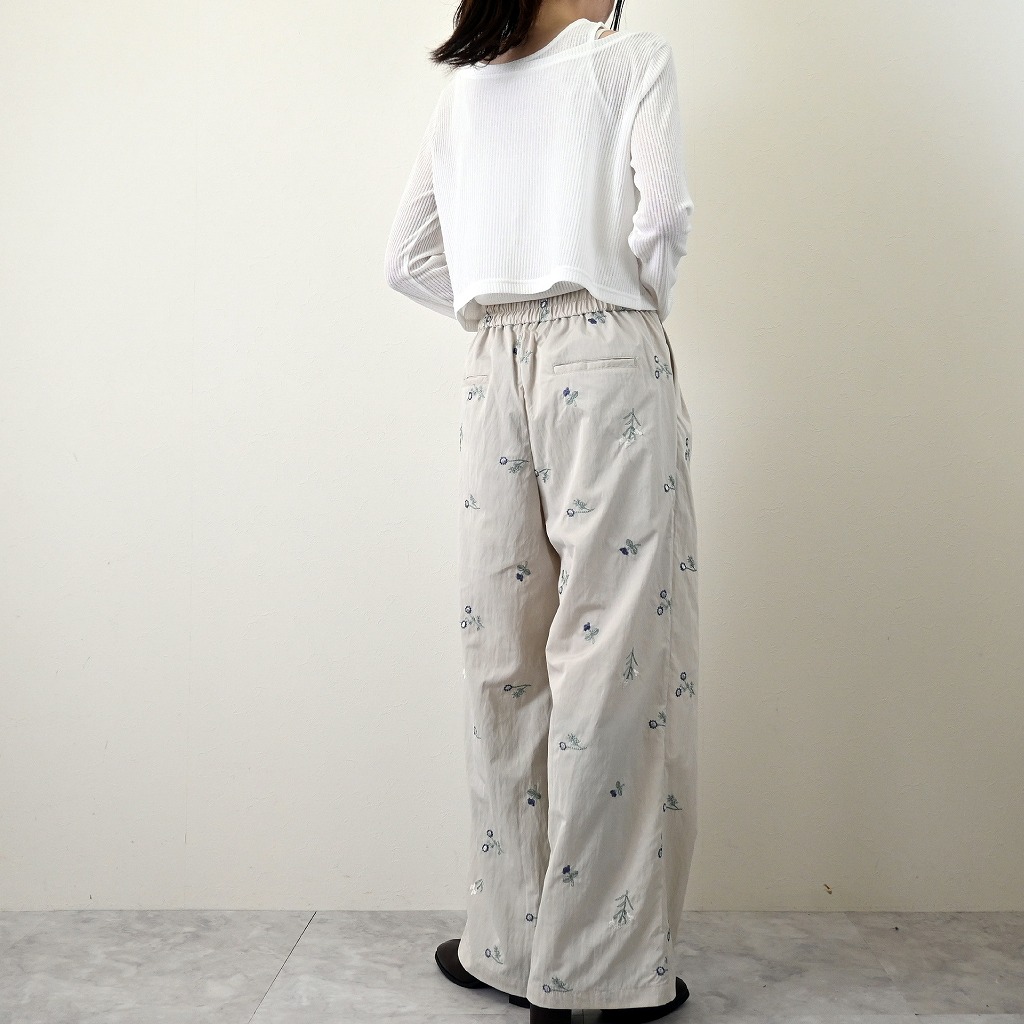 【THEAIRTOWN】パンチング 花柄 刺繍 ワイド パンツ lsbtss24-296.jpg