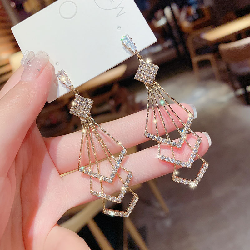 ピアス ラインストーン 激安ピアス 耳飾り 925シルバー イヤリング アクセサリー 気質 おしゃれ ギフト