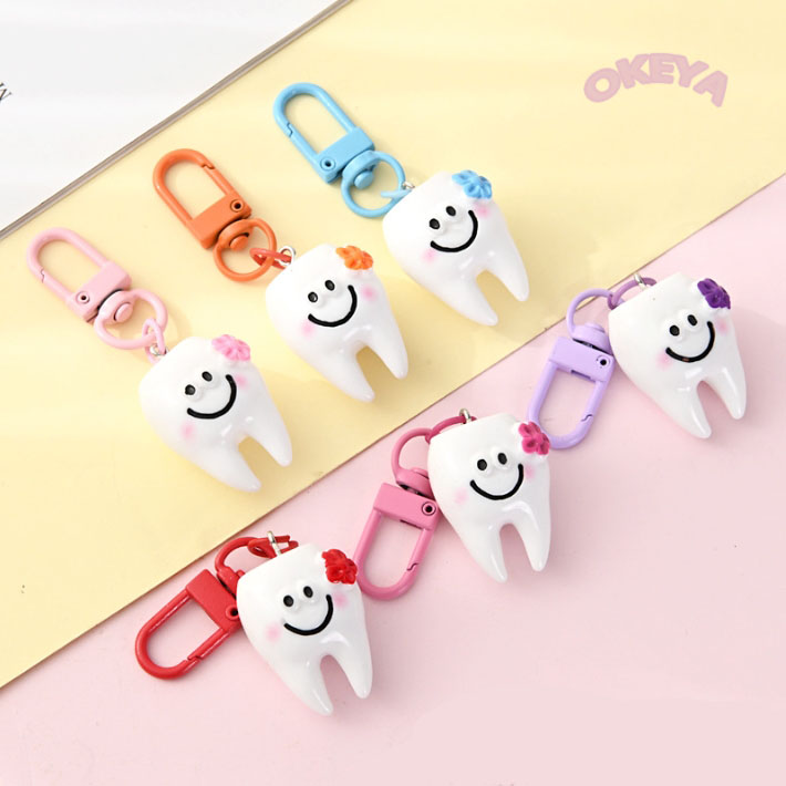 チャーム キーホルダー 歯型 アクセサリーパーツ diy 手芸パーツ ハンドメイド 6色展開