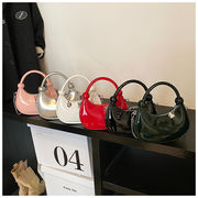 ショルダーバッグ　韓国ファッション　デザイン PUバッグ カバン 肩掛けバッグ　ハンドバッグ