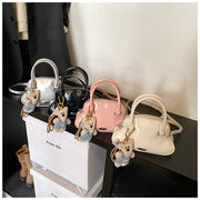 ショルダーバッグ　韓国ファッション　デザイン PUバッグ カバン 肩掛けバッグ　ハンドバッグ