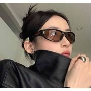 ファッション小物  サングラス 紫外線カット 伊達サングラス  飾り物  アクセサリー