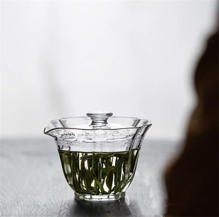 新しいデザイン  透明ガラス急須茶碗 耐熱性 フィルター付き 手作り感