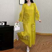 初回送料無料　vネックプリーツおしゃれな長袖ワンピース　レディースファッション人気トレンド