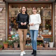 GUESS　ワンポイント　裏起毛スウェットシャツ　男女兼用