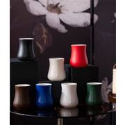 人気商品 7つのナチュラルトーンで展開する陶器製マグカップ ナロースパウトにより飲み口がスマートに