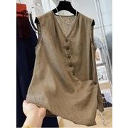今季マストバイ アシンメトリー前立てベスト